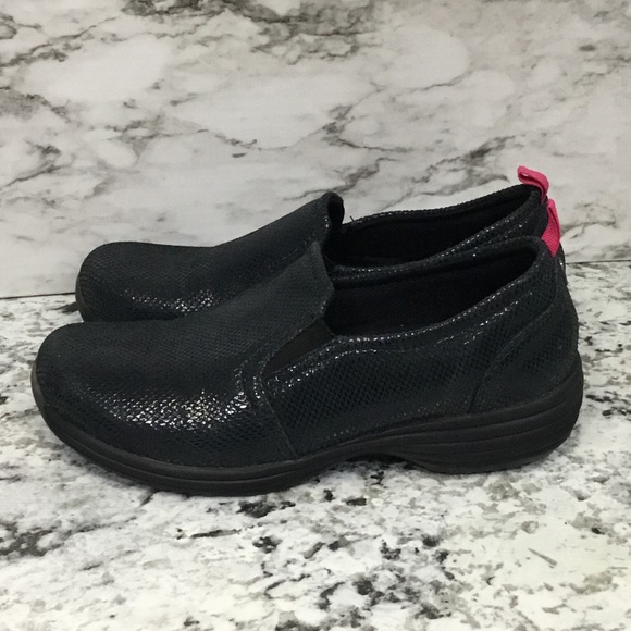 Koi By Sanita Women's Professional Black Nursing Clogs - Picture 2 of 12